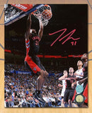 NBA - Essential Memorabilia Collection - 1 item per box - Basketball + coa